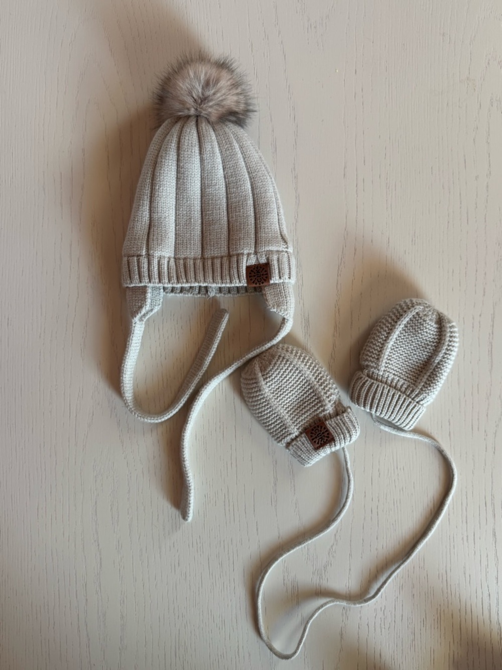 Hat and mittens set for baby!